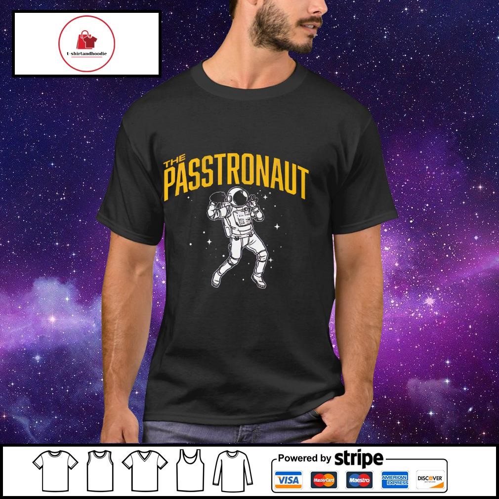 Top the Passtronaut shirt