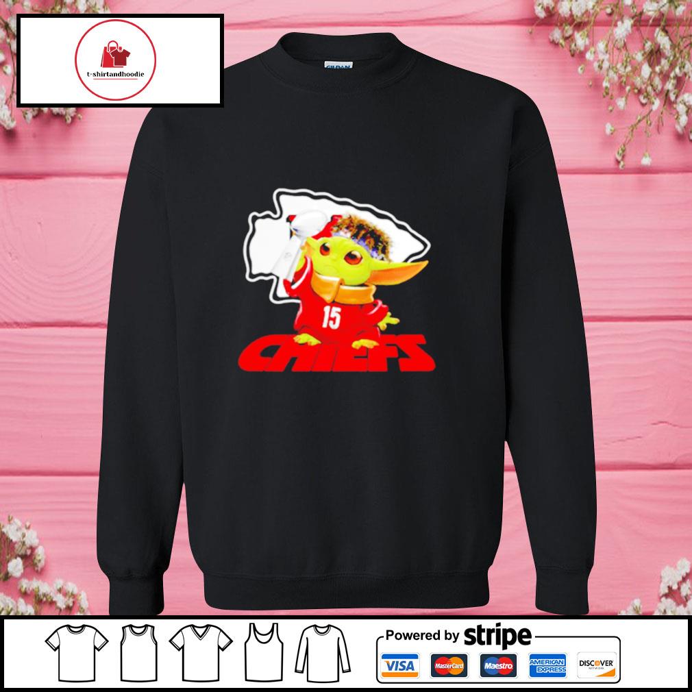 Kansas City Chiefs Baby Yoda Star Wars Patrick Mahomes Holding Super Bowl  Trophy T Shirt – Horgadis Store